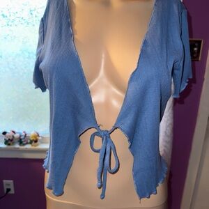 💋5/$25💋 Timing Blue Tie-Front Top
